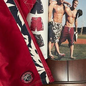 A&F Wa’amia Surf Shorr